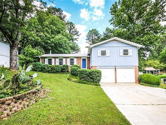 3rd image of 2567 Bailey Dr