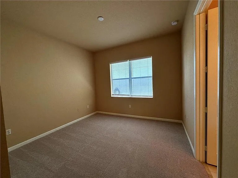 3330 Burlington Pl SW — Photo 28