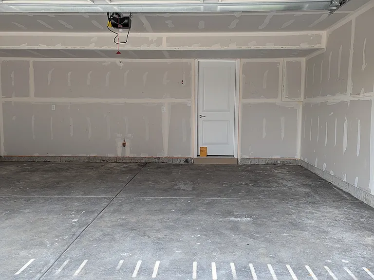 1085 Atterberg Rd — Photo 16