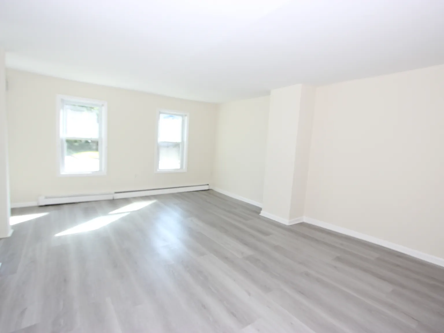 2 bed, $2,800 — Photo 3