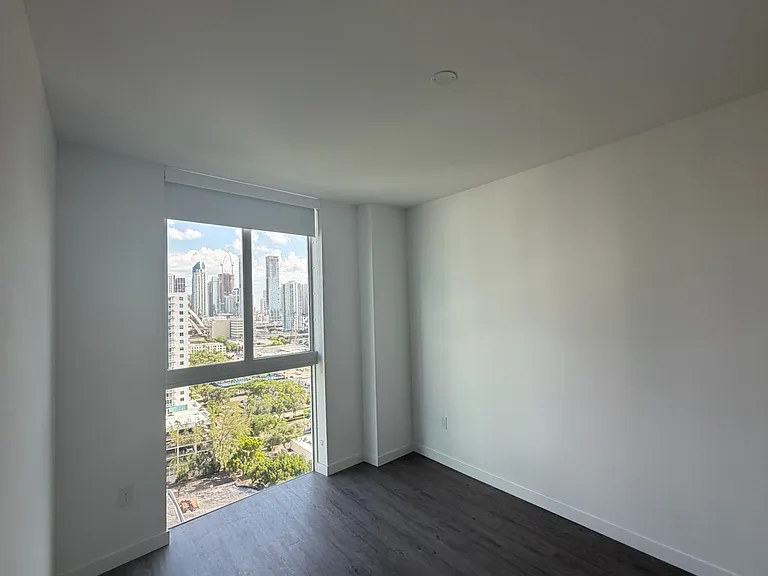 1760 NW 1st Ave #C6 — Photo 14