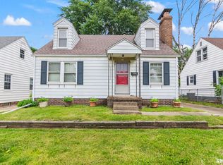 2136 N 6th St, Springfield, IL 62702