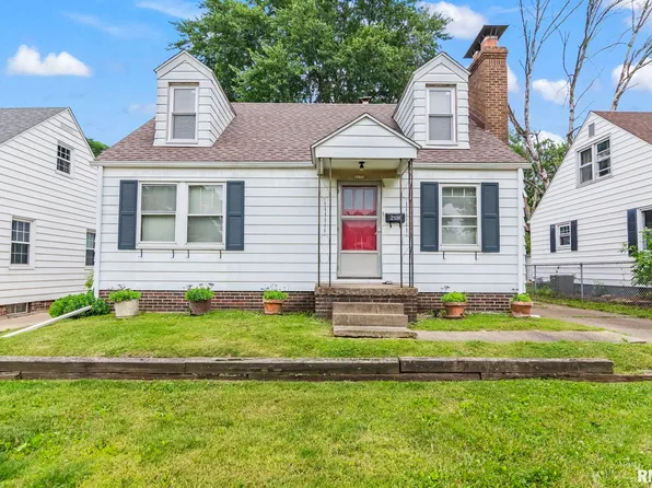 2136 N 6th St, Springfield, IL 62702