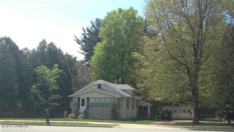 1st image of 1508 E Centre Ave