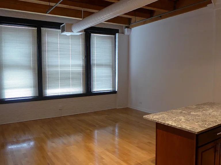 Old Franklin Building — Photo 13
