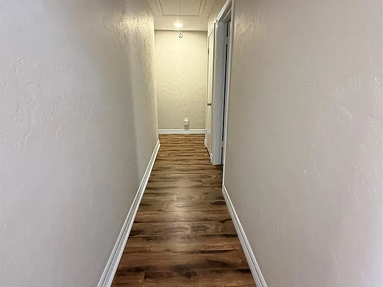 2716 Pine Cone Ln — Photo 12