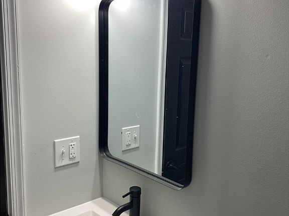 5th image of 5114 Belair Rd #1B