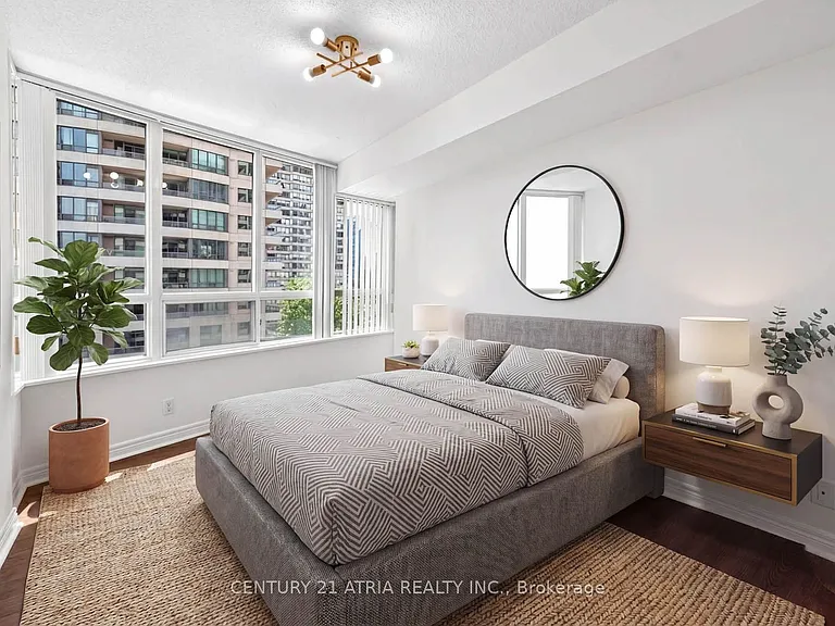 23 Hollywood Ave #808 — Photo 36