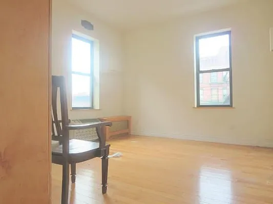 Rented by The Crest Group | media 21