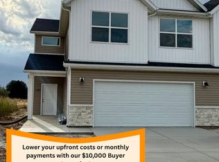 1049 N Summit View Dr, Harrisville, UT 84404