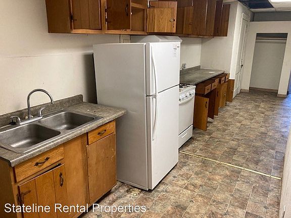3rd image of 802 Kishwaukee St #802