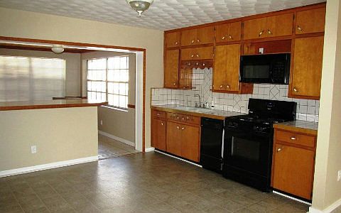 5th image of 1515 Mulberry Ave