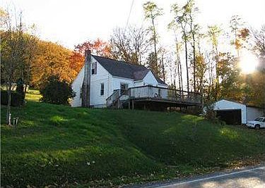 2nd image of 1509 Wurtemburg Rd