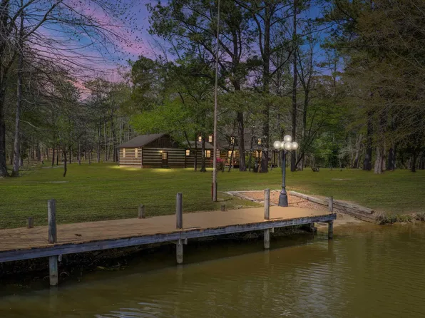 18718 River Dr, Shelby, AL 35143