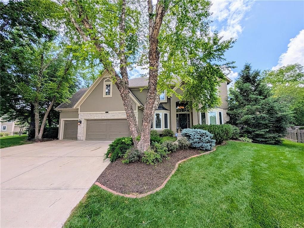 17415 W 84th St, Lenexa, KS 66219 | Zillow