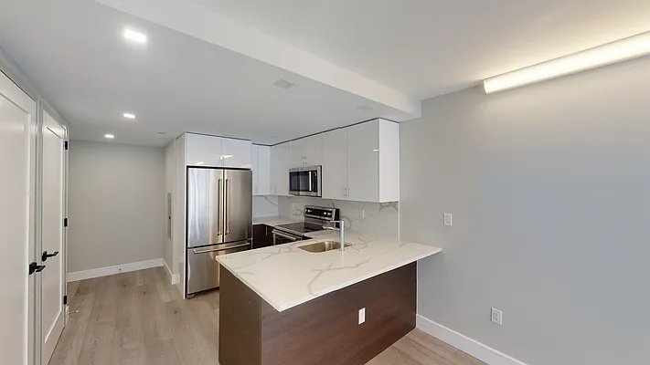 605 Hart Street #307
