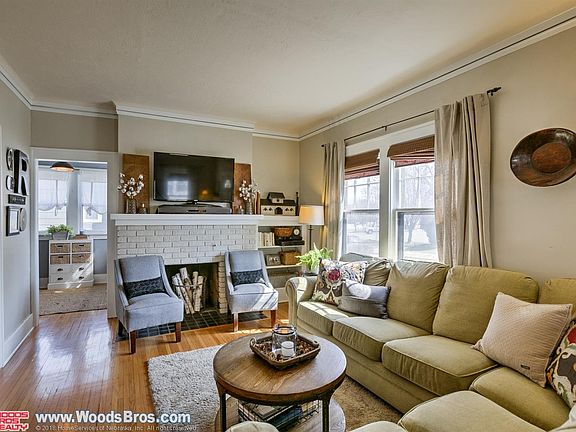 5th image of 2764 Arlington Ave