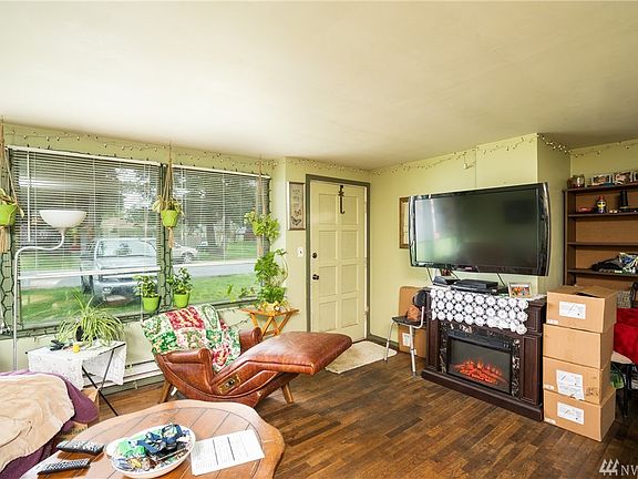 3rd image of 51 SE Glencoe St