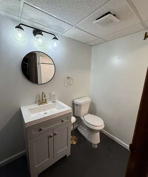 8609 Potomac Ave — Photo 11