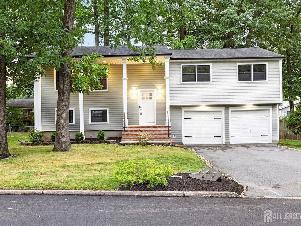 1st image of 247 Farragut Rd