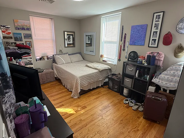 1104 Spruce St #11 — Photo 3