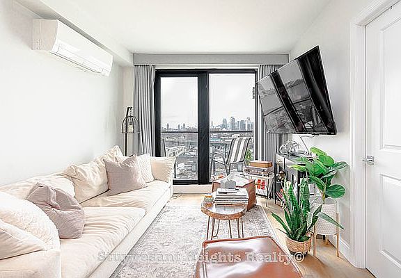 4th image of 43-20 52nd St #5B