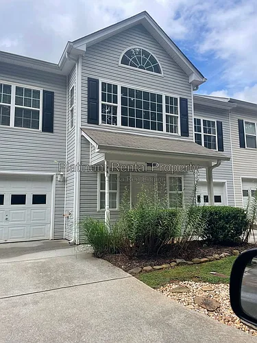 144 Pointe Cir Photo 1