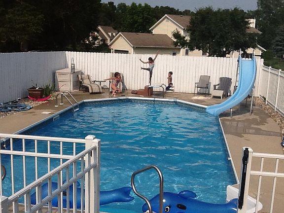 Beautiful fenced pool