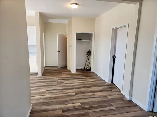 55 Roger Ave Photo 1