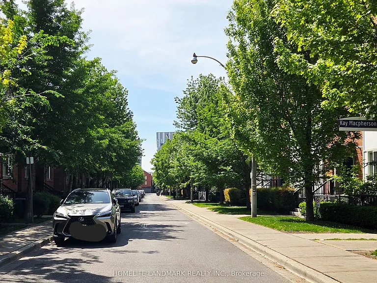 74 Munro St #2 — Photo 38
