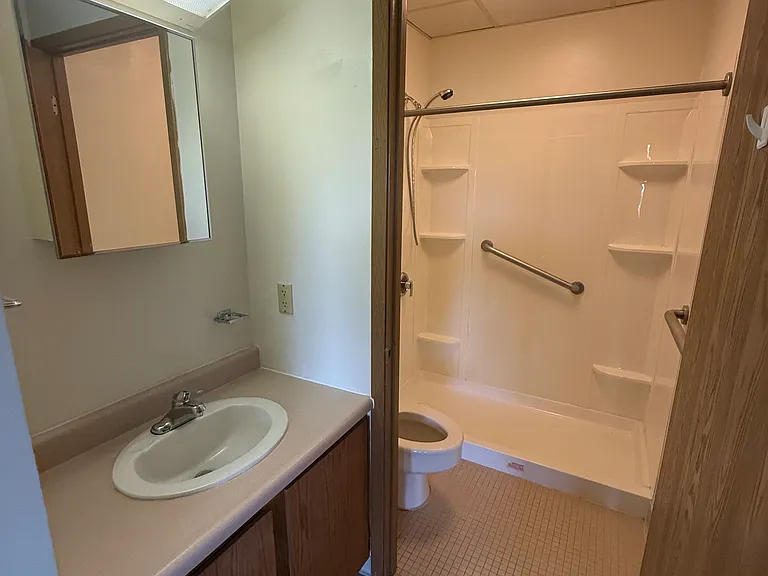 Legacy Eastgate Apartments — Photo 3