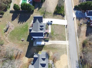 213 Carriage Dr, Ringgold, GA 30736