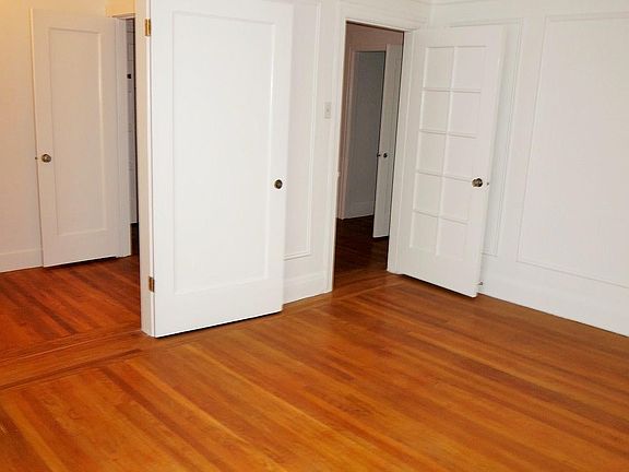 5th image of 486 Funston Ave APT 102