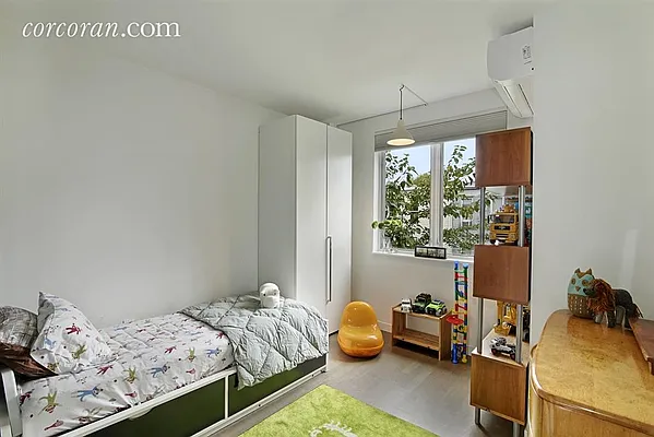 Sold by Corcoran | media 7