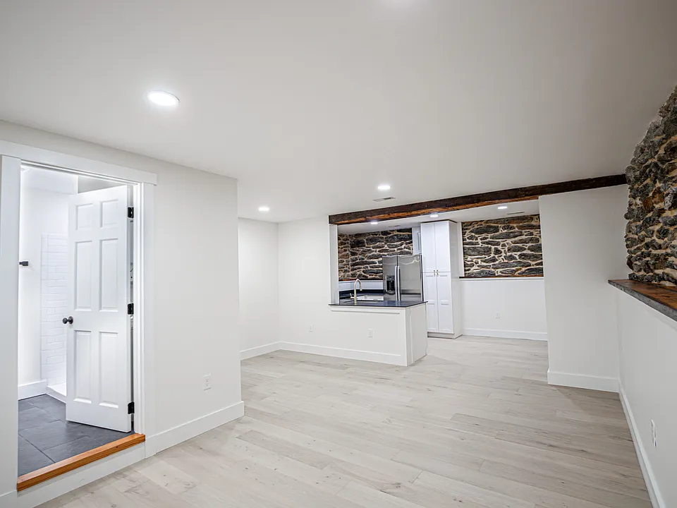 9 S Main St #2