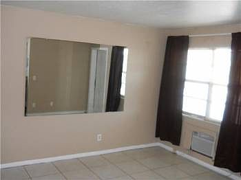4th image of 1111 N Federal Hwy APT 2