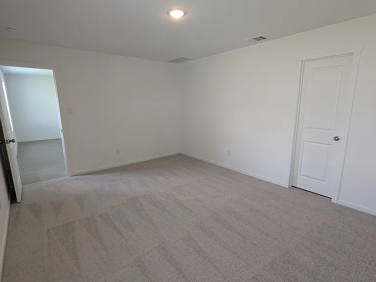 3180 Dispatch Dr — Photo 6