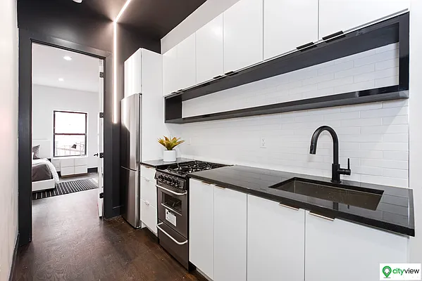 Rented by City View Living | media 58