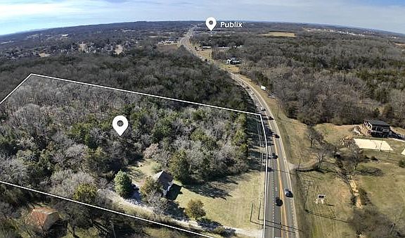 2nd image of 10032 Lebanon Rd