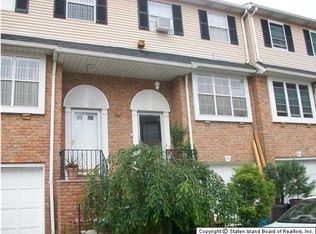 24 Coventry Loop, Staten Island, NY 10312