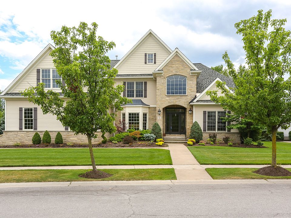 1st image of 12 Prince Of Wales Ct