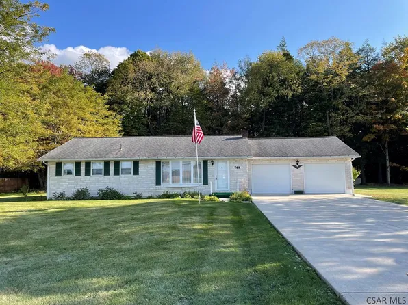 768 Forest Hills Dr, Salix, PA 15952