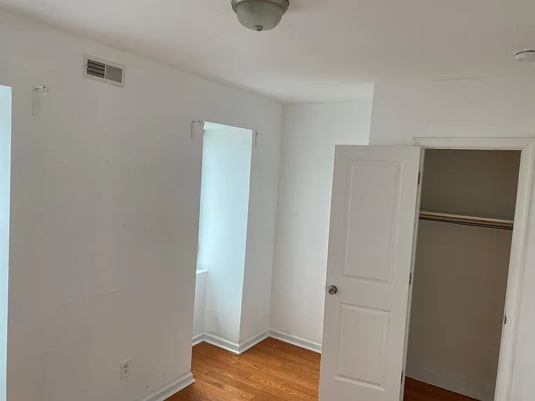 674 N 34th St #2 — Photo 11