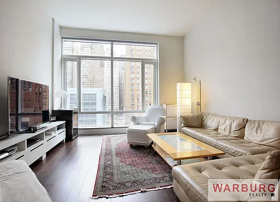 Sold by Warburg | media 25
