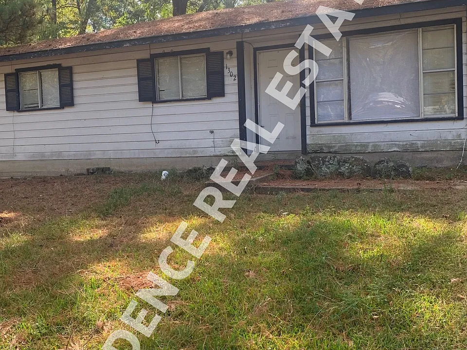 1302 Alpine Ave