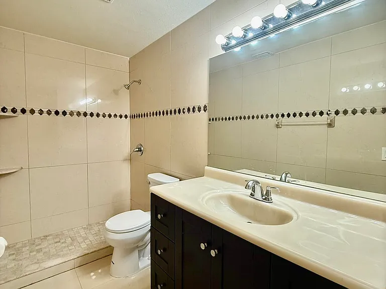 2050 Oleander Blvd #11-103 — Photo 13