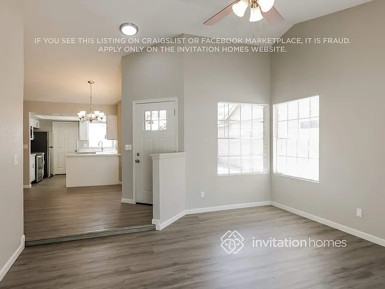 3856 E Acoma Dr — Photo 4