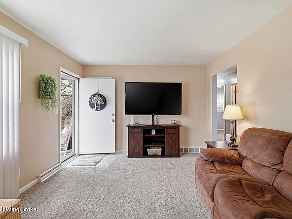 3rd image of 8814 Terry Rd