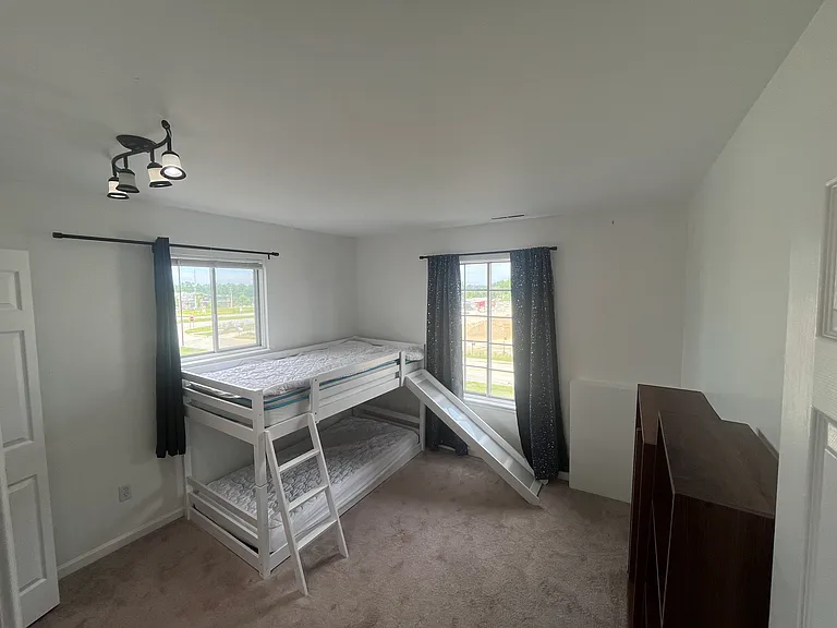 311 W Highland Rd #T16 — Photo 27
