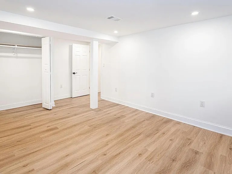 1210 Lamont St NW #1 — Photo 5